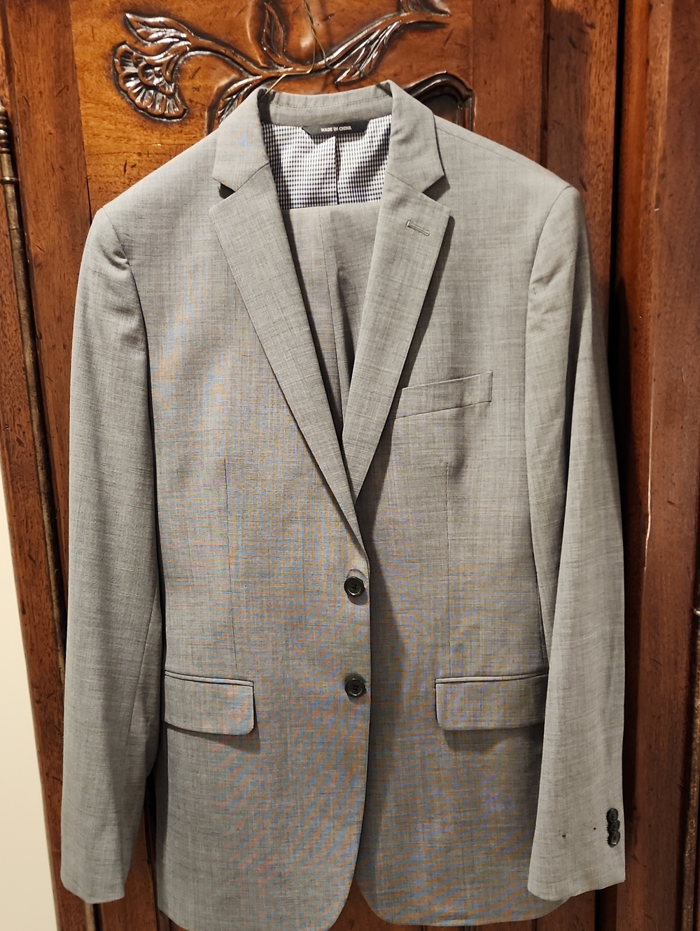 Banana Republic Light Gray Men's Two-Button Suit Jacket 38R And Pants 32x30